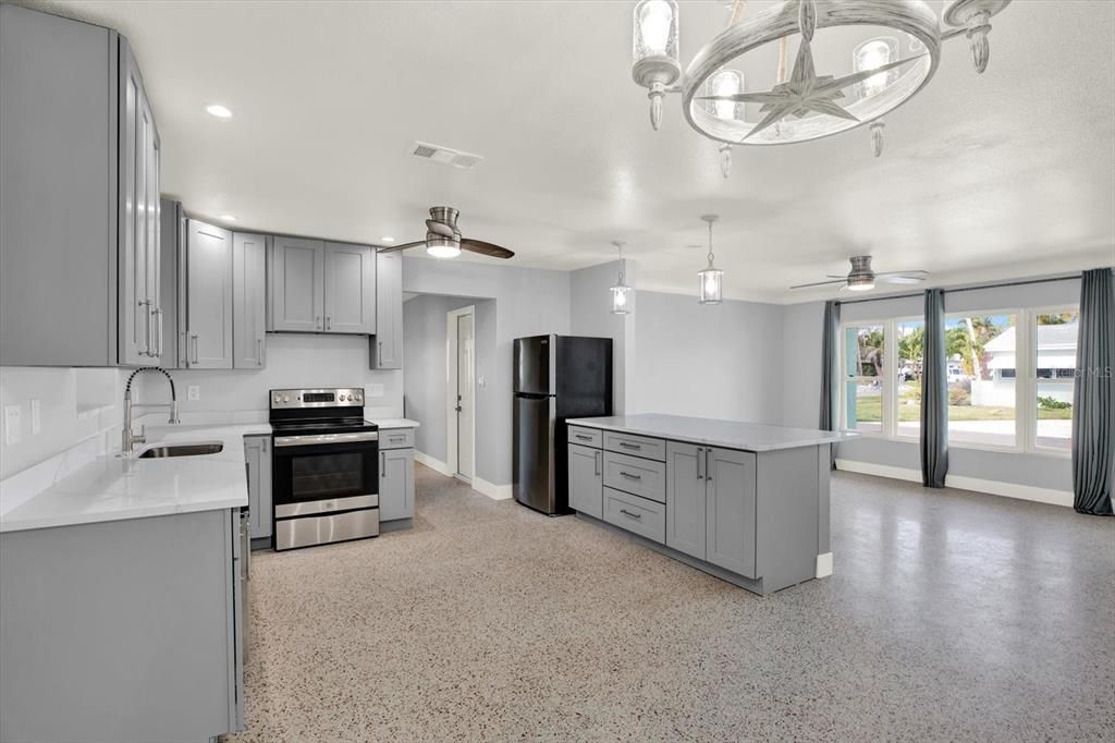 For Sale: $749,000 (3 beds, 3 baths, 2300 Square Feet)