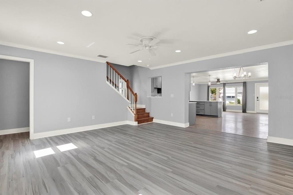 For Sale: $749,000 (3 beds, 3 baths, 2300 Square Feet)