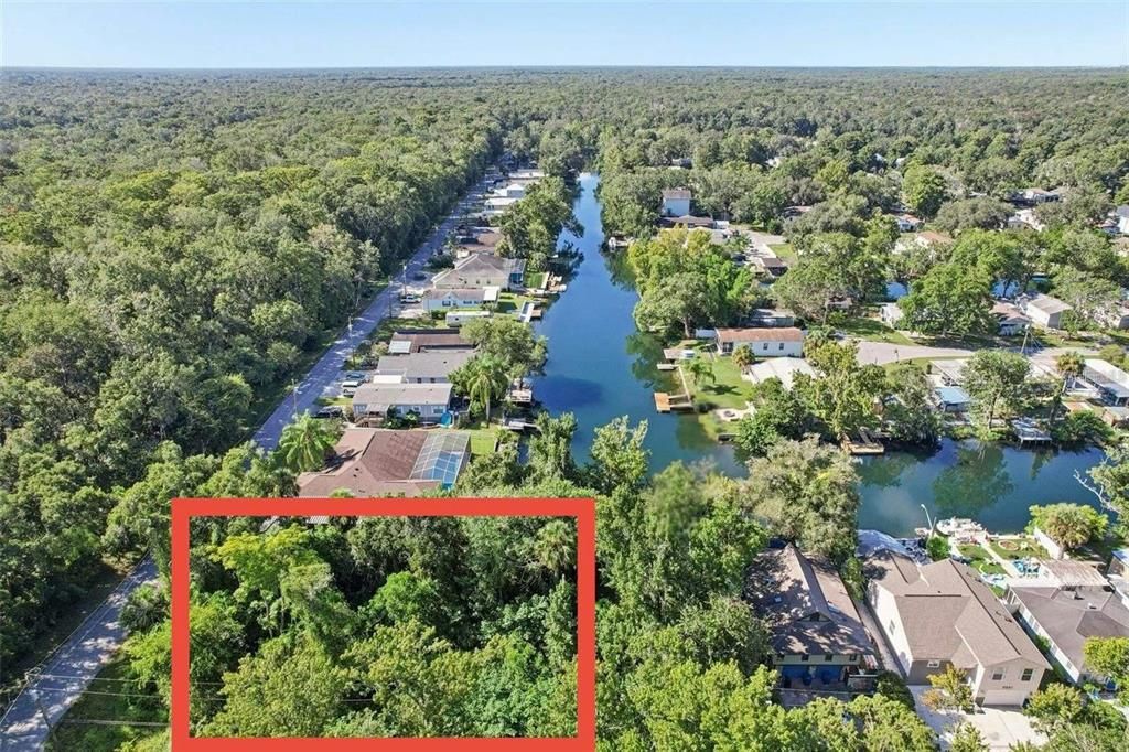 Vendido Recientemente: $350,000 (0.35 acres)