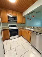 Под контрактом: $117,900 (2 спален, 2 ванн, 1103 Квадратных фут)