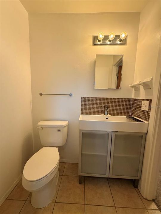 Activo con contrato: $253,000 (3 camas, 2 baños, 1440 Pies cuadrados)