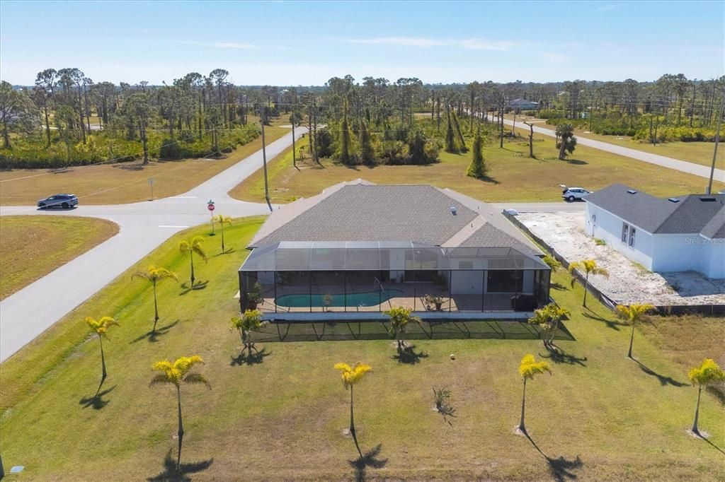 En Venta: $699,000 (3 camas, 2 baños, 2082 Pies cuadrados)