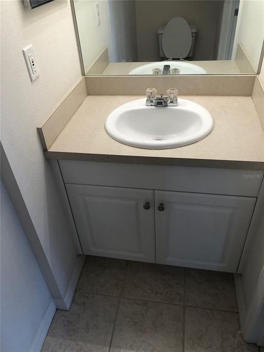 For Sale: $220,000 (2 beds, 2 baths, 1154 Square Feet)