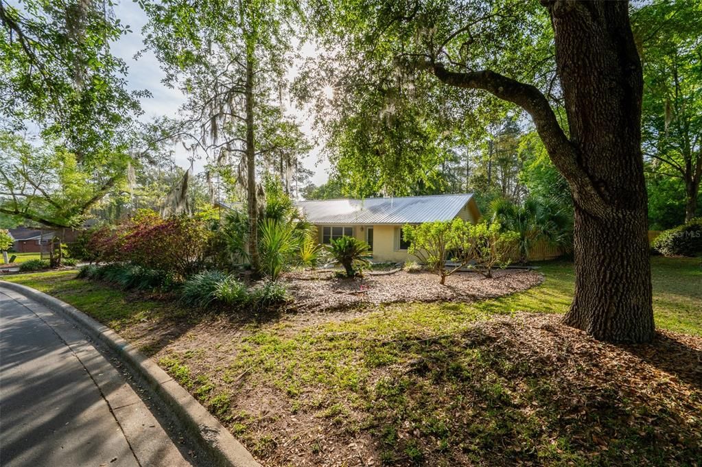 На продажу: $425,000 (4 спален, 3 ванн, 2331 Квадратных фут)