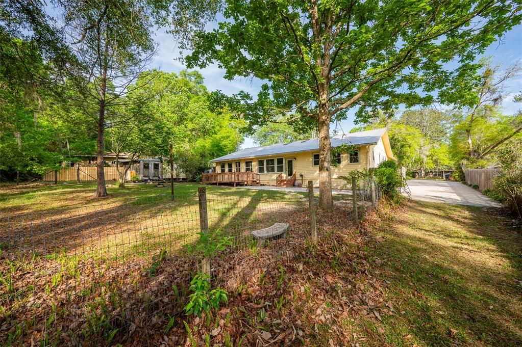 На продажу: $425,000 (4 спален, 3 ванн, 2331 Квадратных фут)