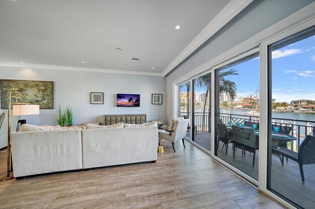 For Sale: $1,660,000 (3 beds, 2 baths, 2551 Square Feet)