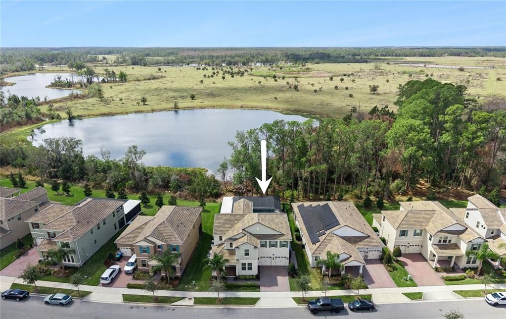 Activo con contrato: $1,299,500 (5 camas, 3 baños, 3911 Pies cuadrados)