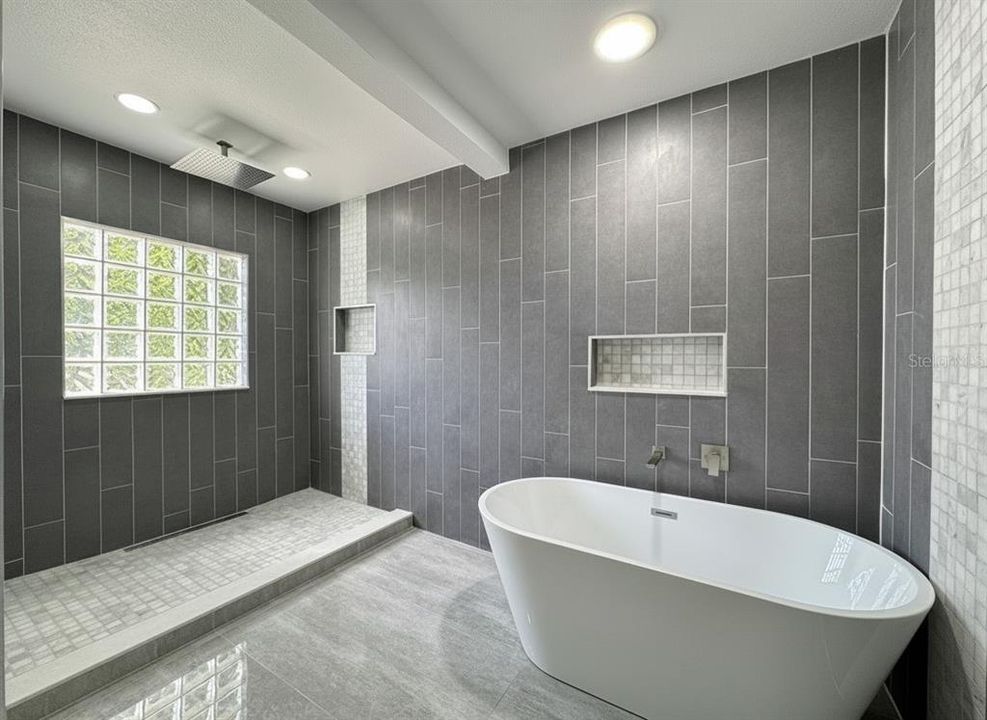 For Sale: $976,785 (5 beds, 4 baths, 2978 Square Feet)
