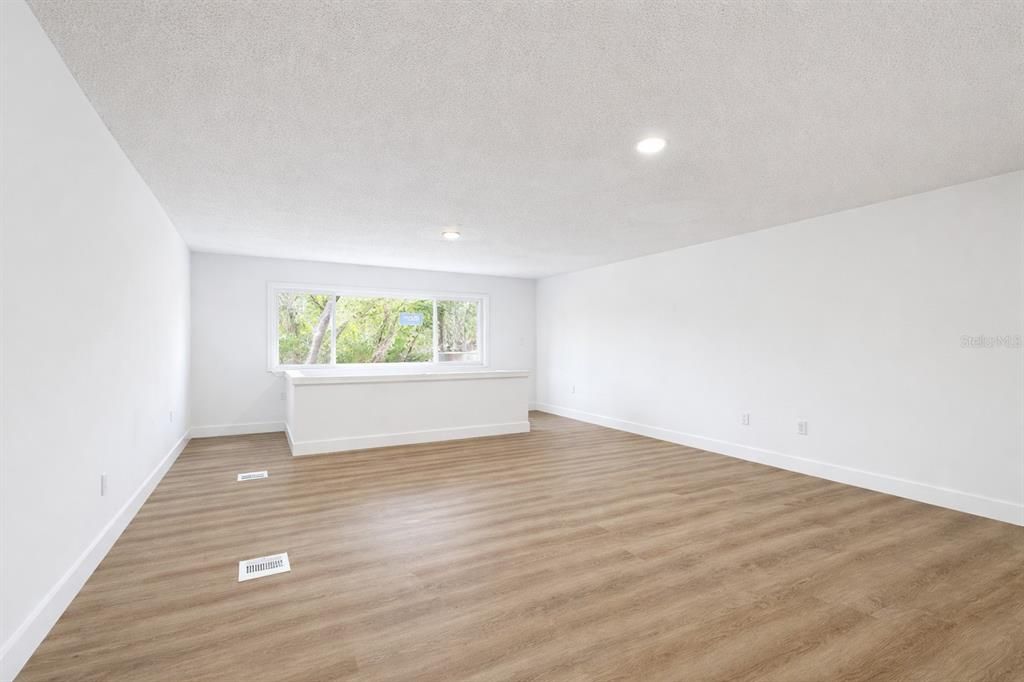 For Sale: $976,785 (5 beds, 4 baths, 2978 Square Feet)