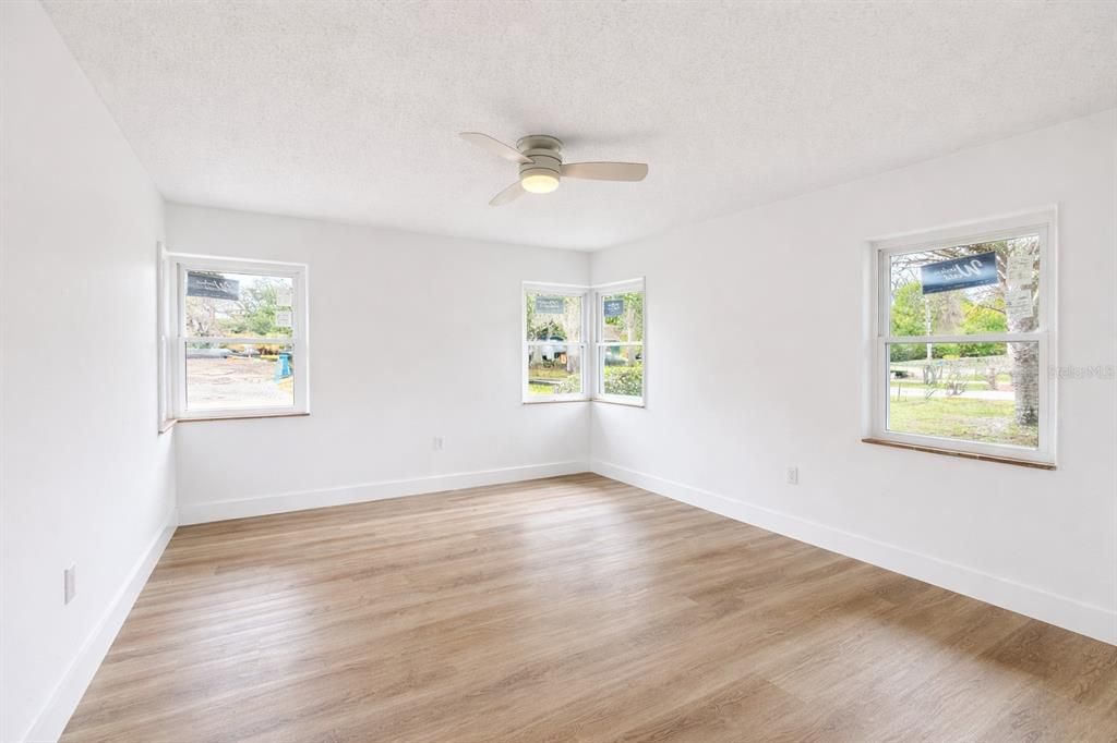 For Sale: $976,785 (5 beds, 4 baths, 2978 Square Feet)