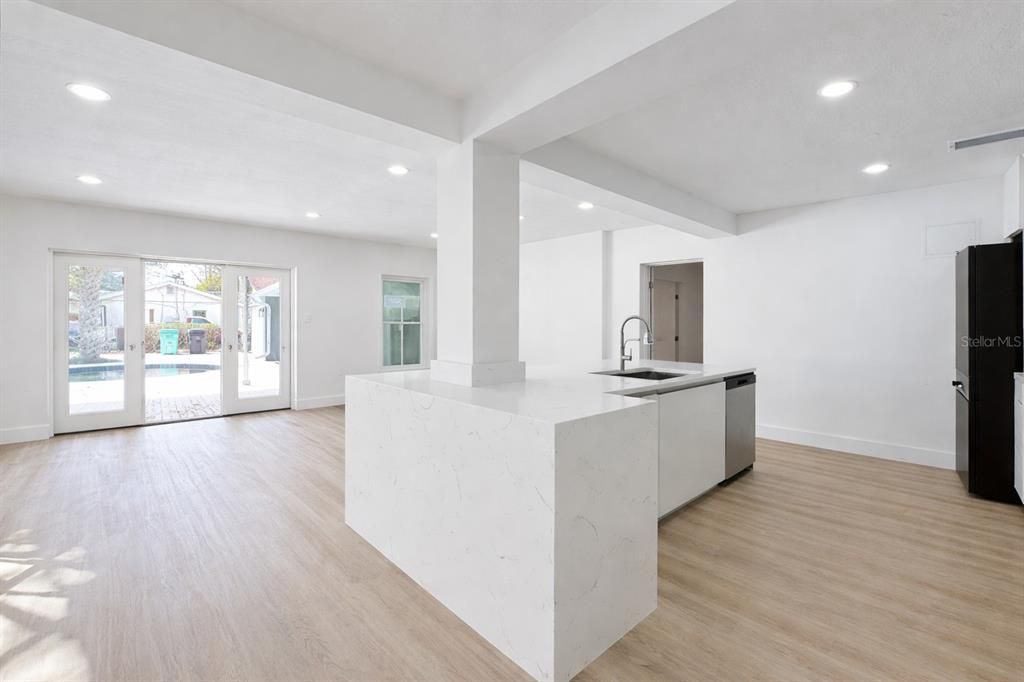For Sale: $976,785 (5 beds, 4 baths, 2978 Square Feet)