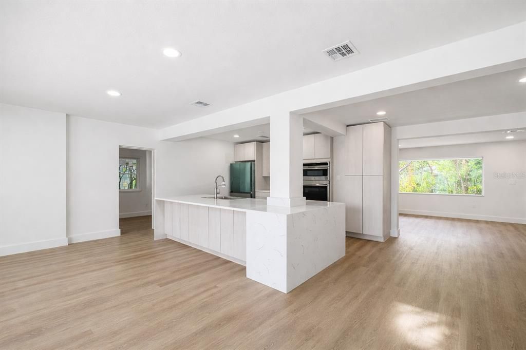 For Sale: $976,785 (5 beds, 4 baths, 2978 Square Feet)