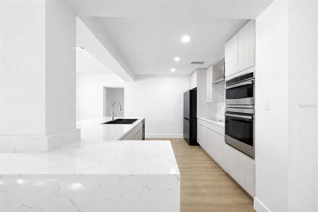 For Sale: $976,785 (5 beds, 4 baths, 2978 Square Feet)
