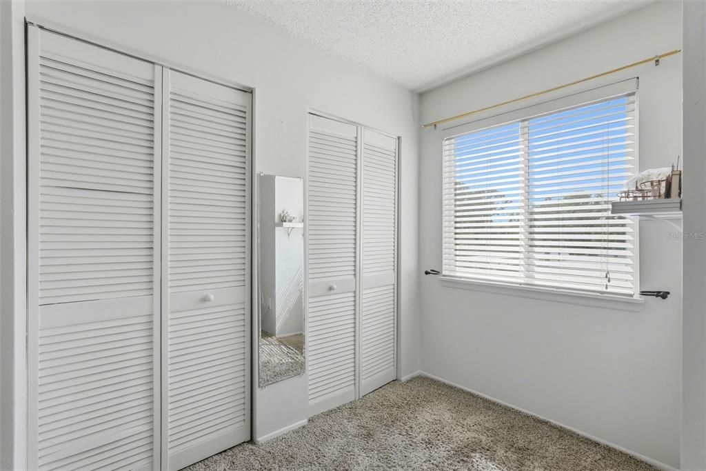 Activo con contrato: $160,000 (2 camas, 1 baños, 993 Pies cuadrados)