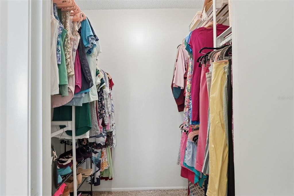 Activo con contrato: $160,000 (2 camas, 1 baños, 993 Pies cuadrados)