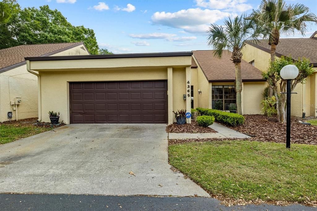 For Sale: $215,000 (3 beds, 3 baths, 1819 Square Feet)