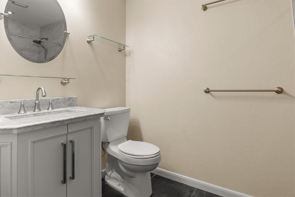 For Sale: $215,000 (3 beds, 3 baths, 1819 Square Feet)