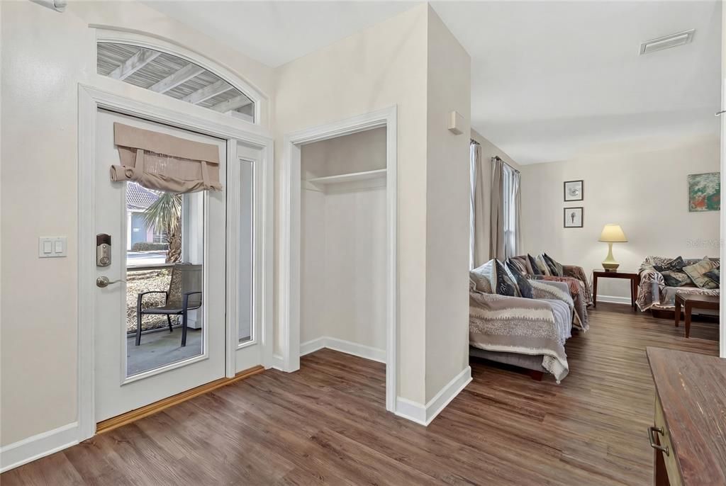 На продажу: $933,999 (4 спален, 3 ванн, 2094 Квадратных фут)