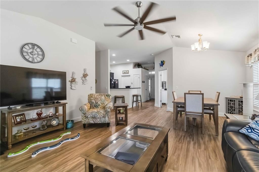 Active With Contract: $339,000 (4 beds, 2 baths, 1620 Square Feet)