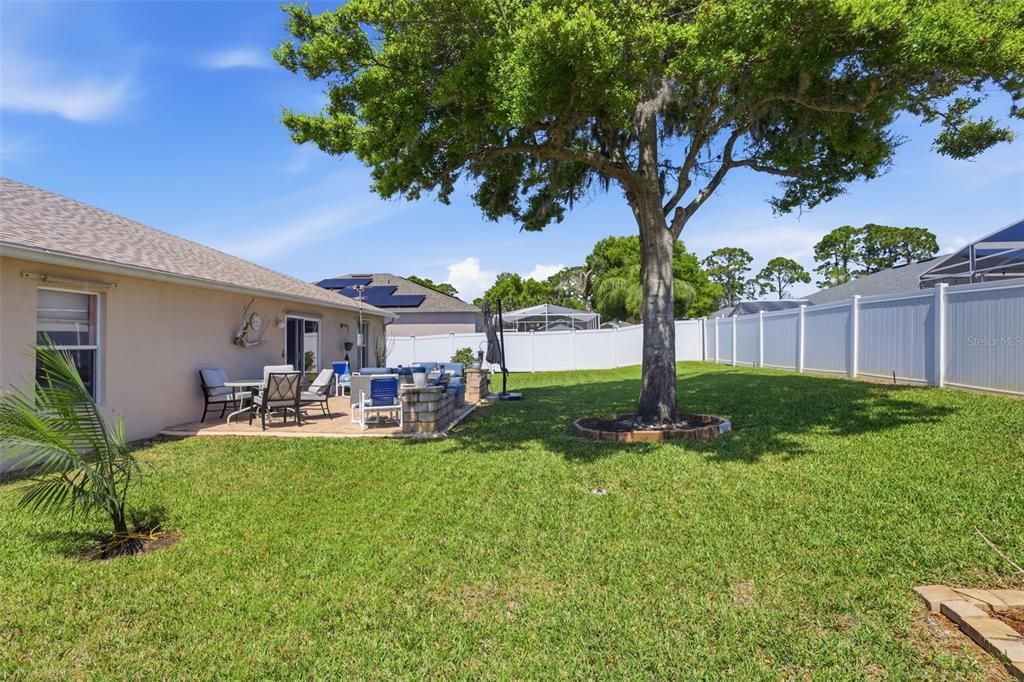 Activo con contrato: $335,900 (3 camas, 2 baños, 1655 Pies cuadrados)