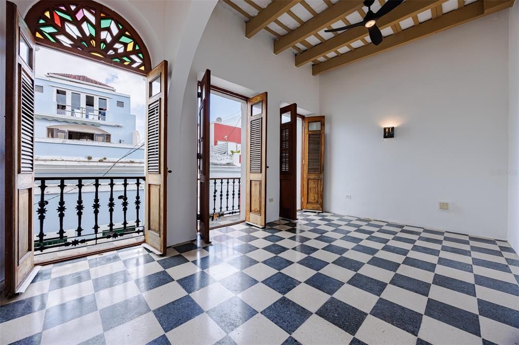 На продажу: $490,000 (1 спален, 1 ванн, 736 Квадратных фут)