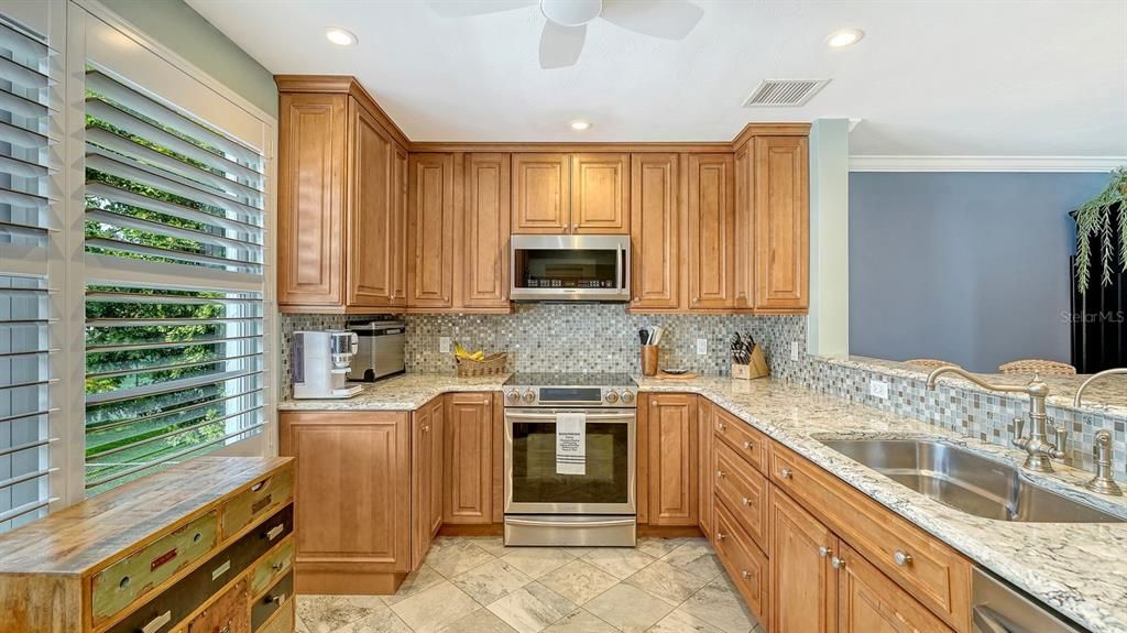 待售: $619,000 (2 贝兹, 2 浴室, 1148 平方英尺)