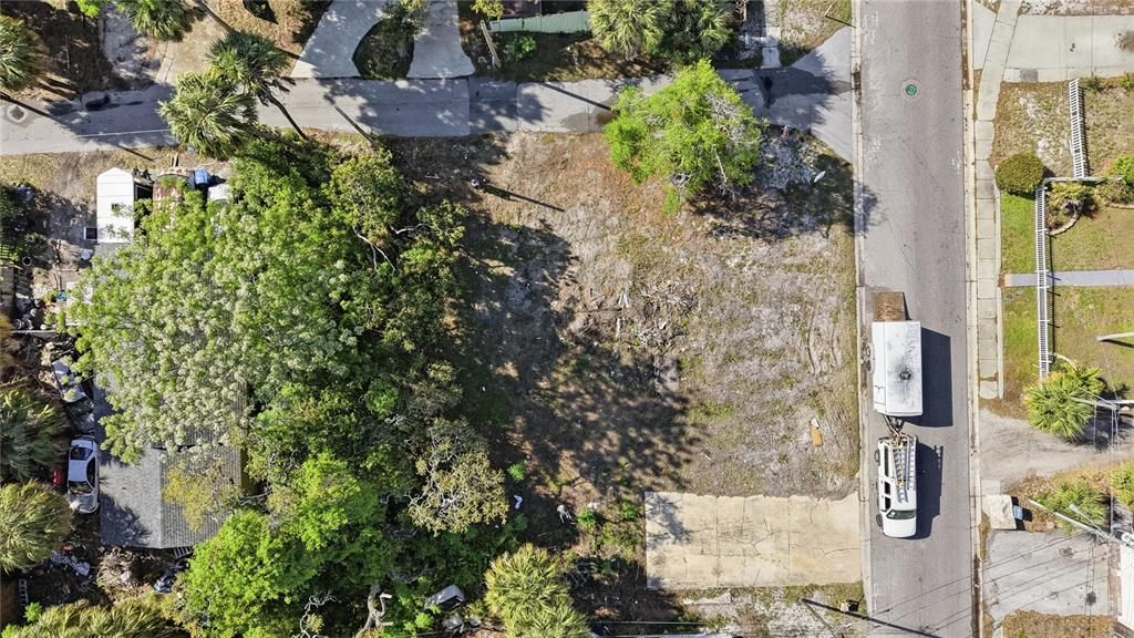 待售: $275,000 (0.19 acres)