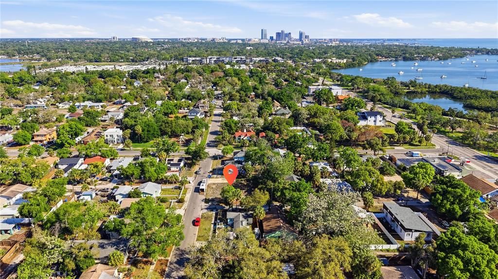 待售: $275,000 (0.19 acres)