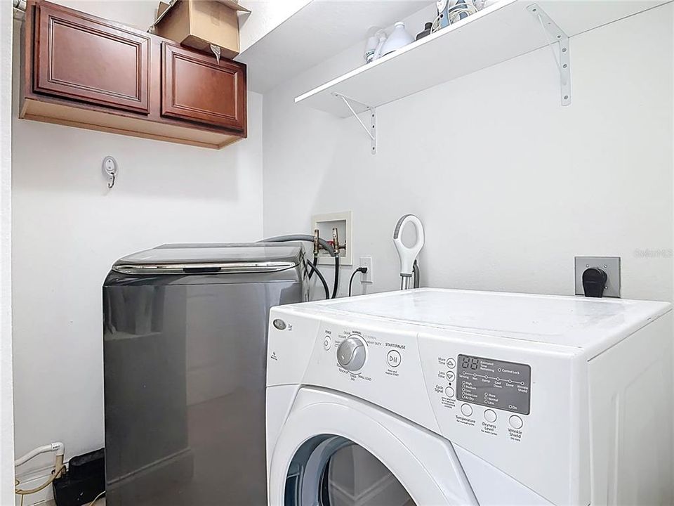 For Sale: $1,489,000 (3 beds, 2 baths, 2376 Square Feet)