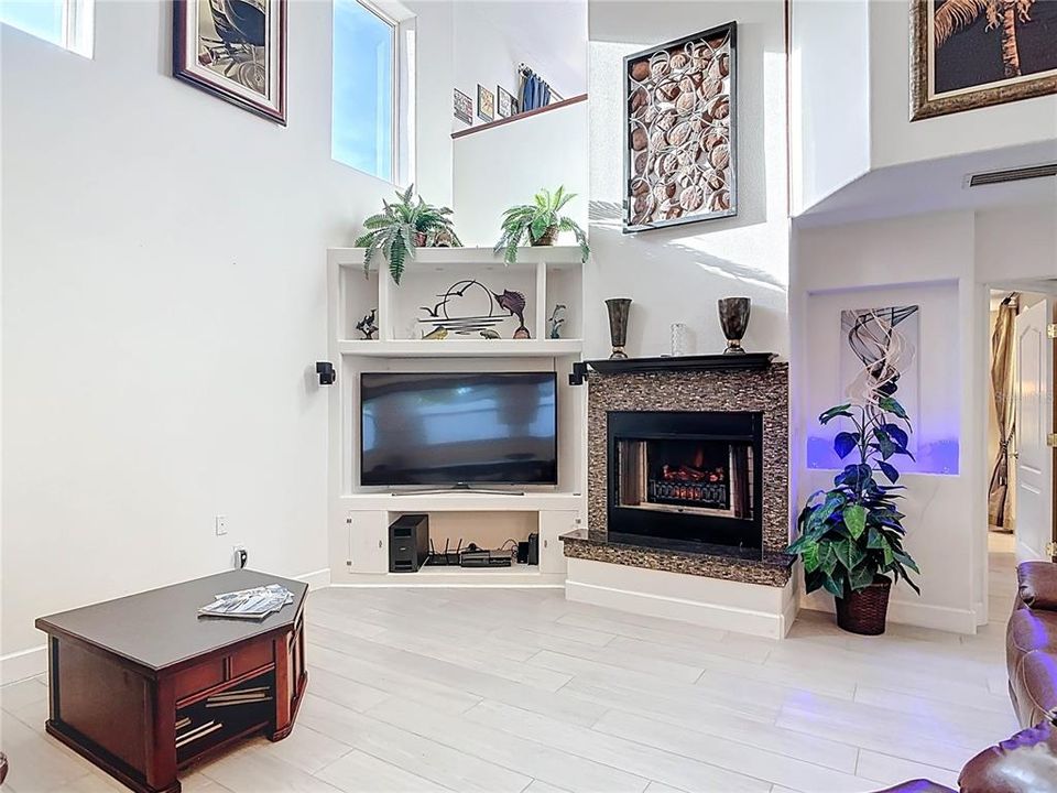 For Sale: $1,489,000 (3 beds, 2 baths, 2376 Square Feet)