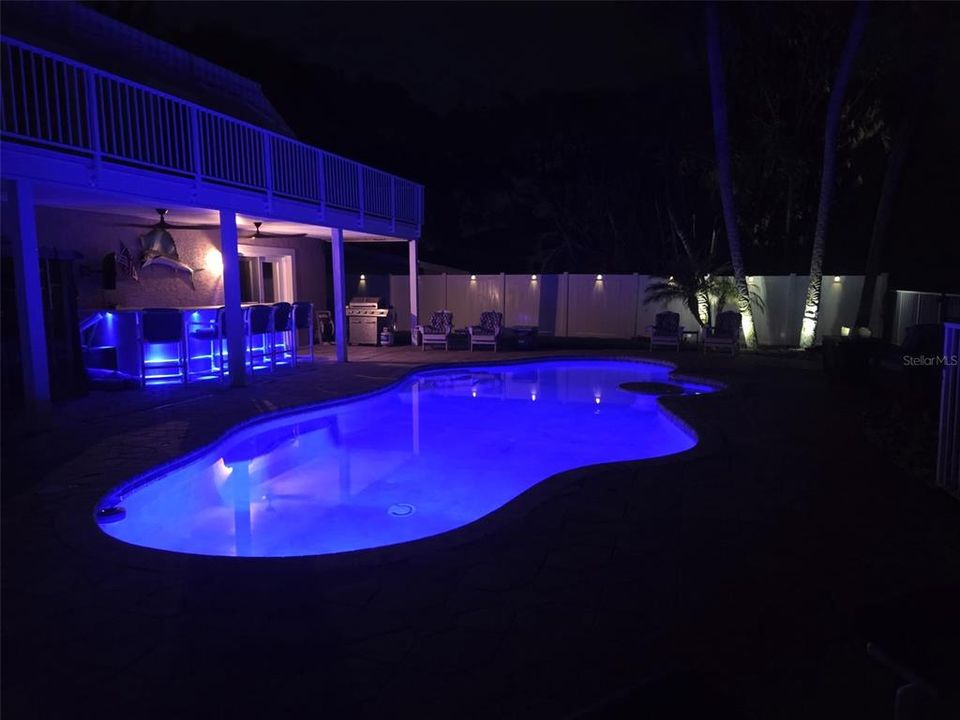 For Sale: $1,489,000 (3 beds, 2 baths, 2376 Square Feet)
