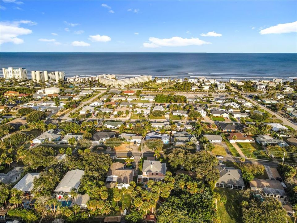 For Sale: $1,489,000 (3 beds, 2 baths, 2376 Square Feet)