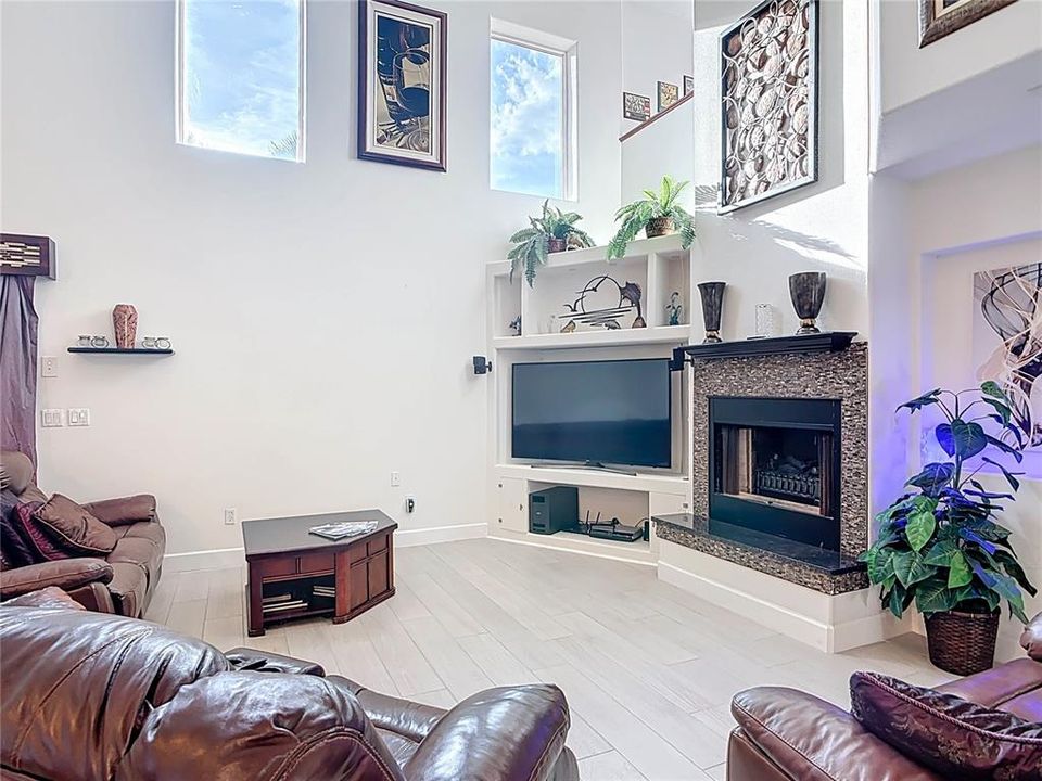 For Sale: $1,489,000 (3 beds, 2 baths, 2376 Square Feet)