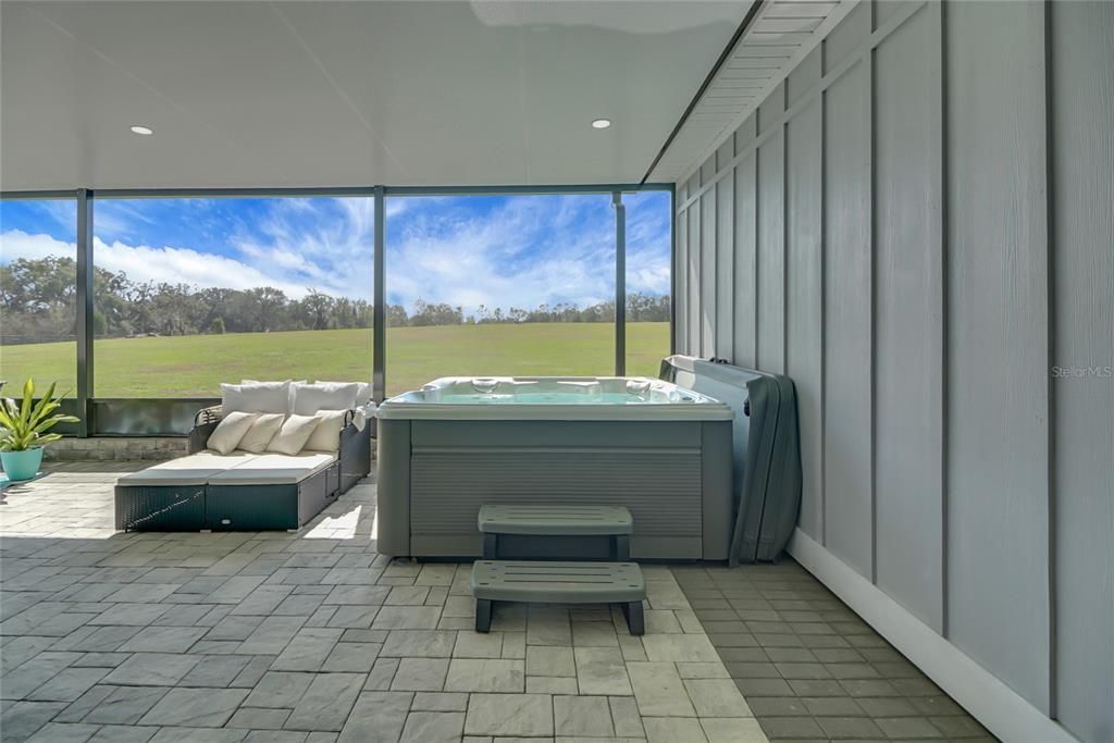 Active With Contract: $925,000 (3 beds, 2 baths, 2744 Square Feet)