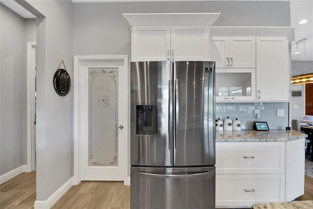 Active With Contract: $925,000 (3 beds, 2 baths, 2744 Square Feet)