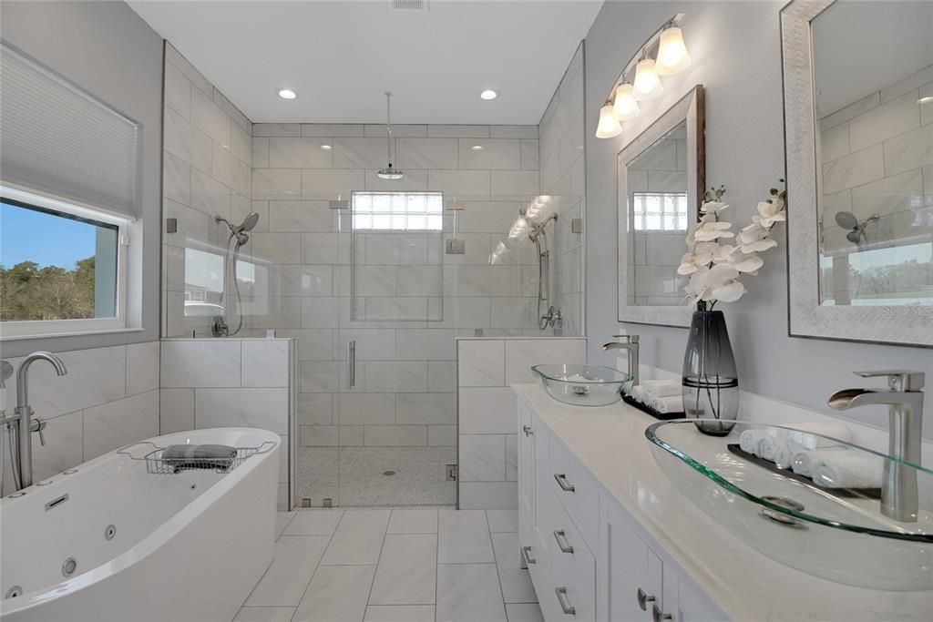 Active With Contract: $925,000 (3 beds, 2 baths, 2744 Square Feet)