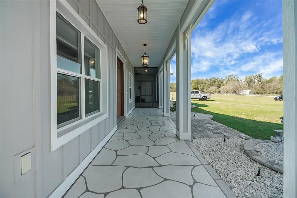 Active With Contract: $925,000 (3 beds, 2 baths, 2744 Square Feet)