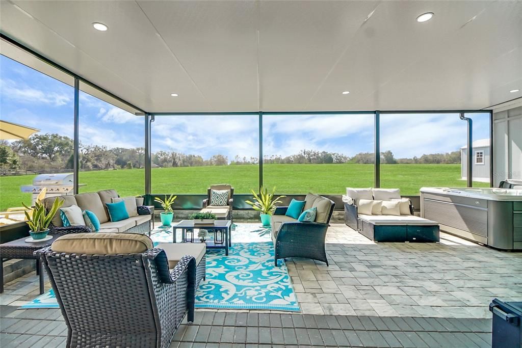 Active With Contract: $925,000 (3 beds, 2 baths, 2744 Square Feet)