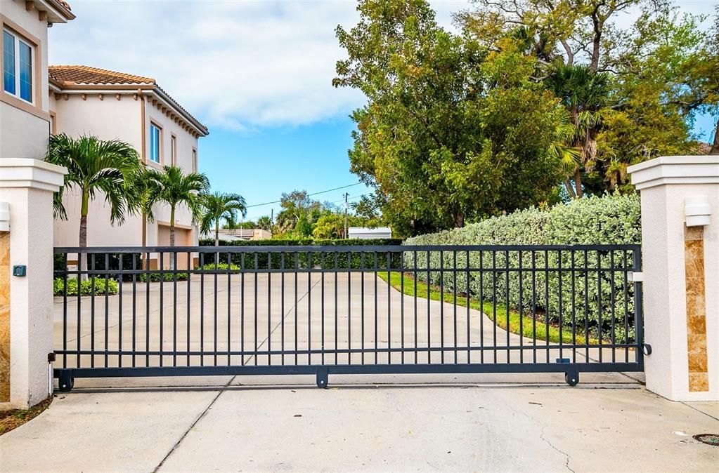 Activo con contrato: $609,000 (2 camas, 2 baños, 1683 Pies cuadrados)