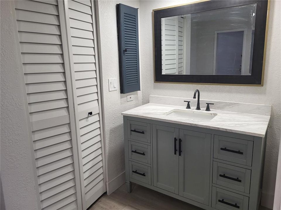 En Venta: $269,900 (2 camas, 2 baños, 1011 Pies cuadrados)