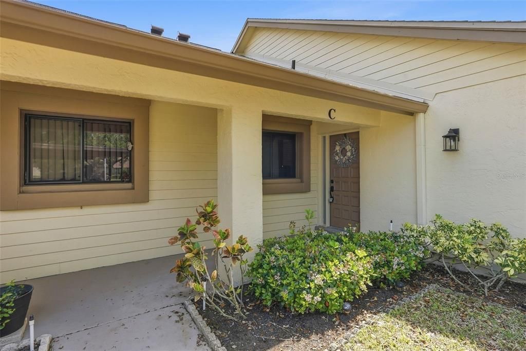 En Venta: $269,900 (2 camas, 2 baños, 1011 Pies cuadrados)