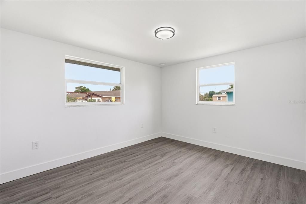 Activo con contrato: $205,000 (3 camas, 2 baños, 1190 Pies cuadrados)