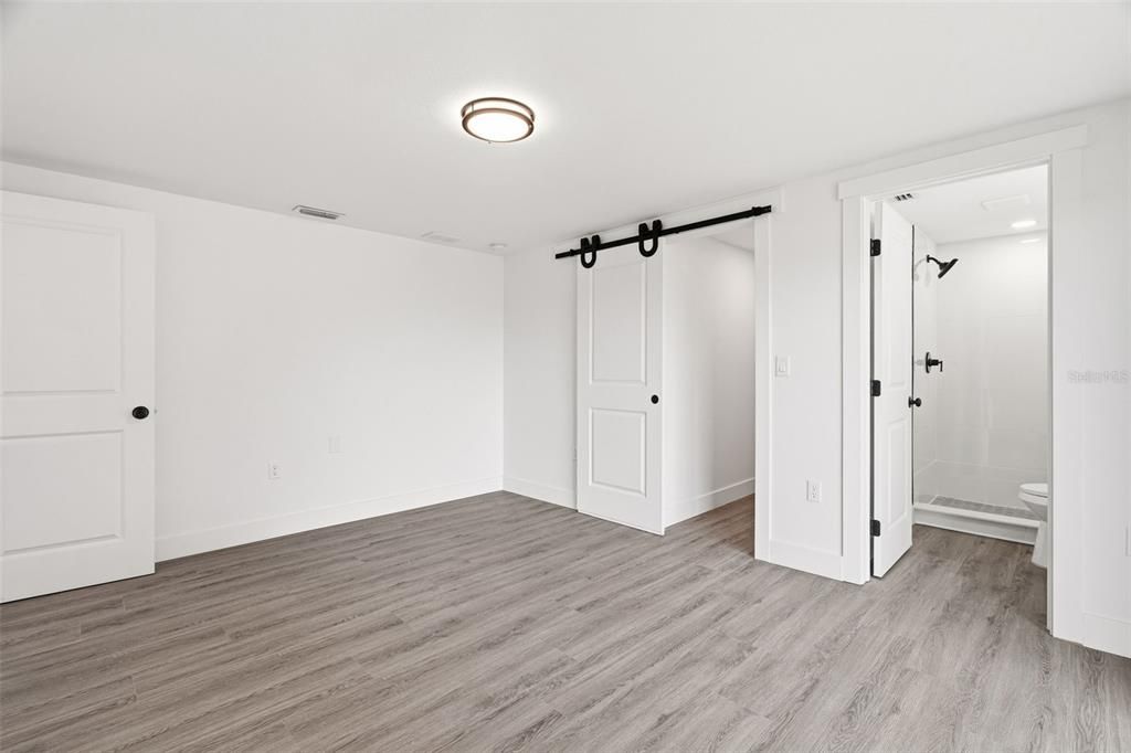 Activo con contrato: $205,000 (3 camas, 2 baños, 1190 Pies cuadrados)