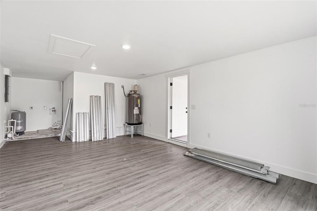 Activo con contrato: $205,000 (3 camas, 2 baños, 1190 Pies cuadrados)