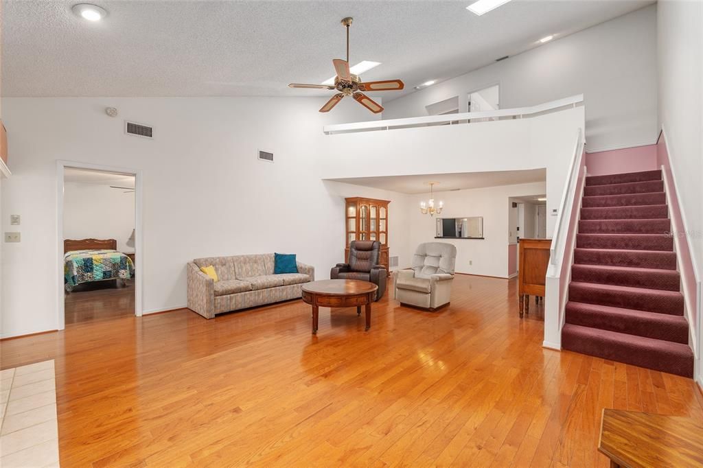 For Sale: $269,750 (3 beds, 2 baths, 1824 Square Feet)