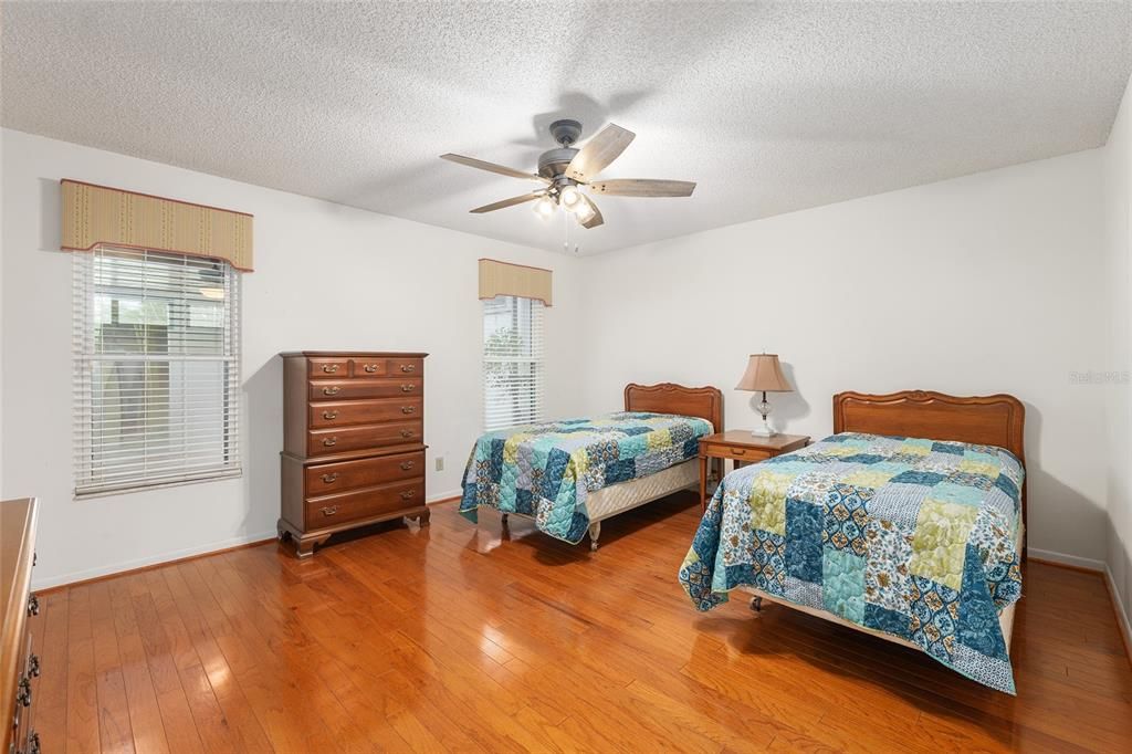 For Sale: $269,750 (3 beds, 2 baths, 1824 Square Feet)