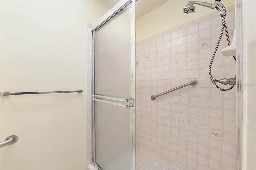 For Sale: $269,750 (3 beds, 2 baths, 1824 Square Feet)