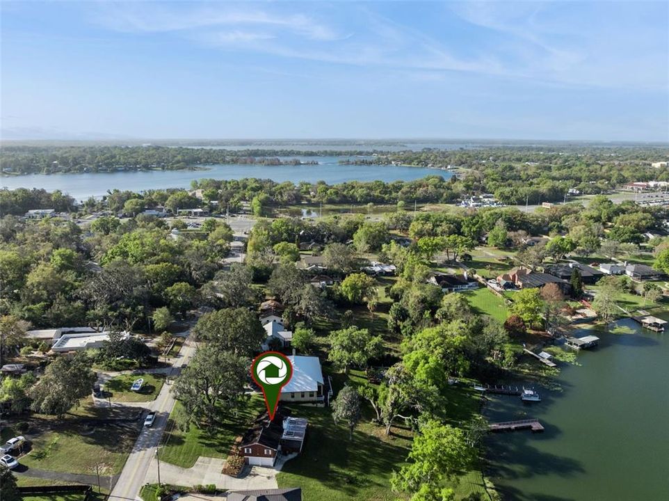 For Sale: $989,000 (4 beds, 2 baths, 2114 Square Feet)