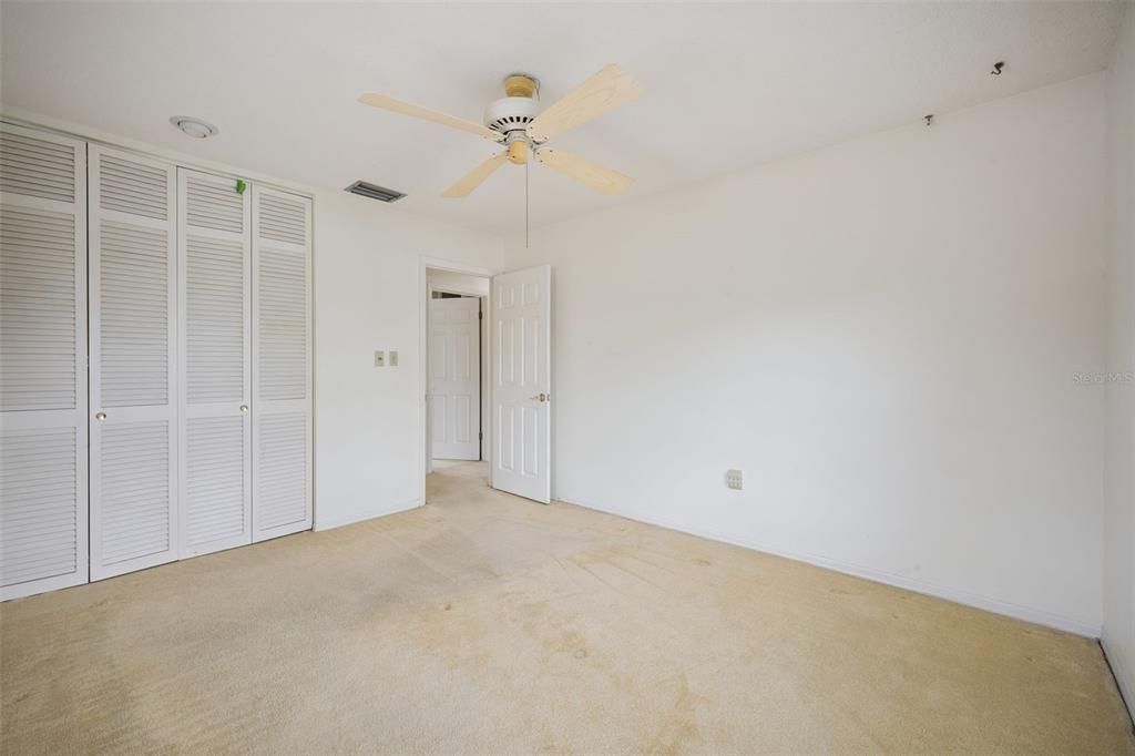 For Sale: $989,000 (4 beds, 2 baths, 2114 Square Feet)