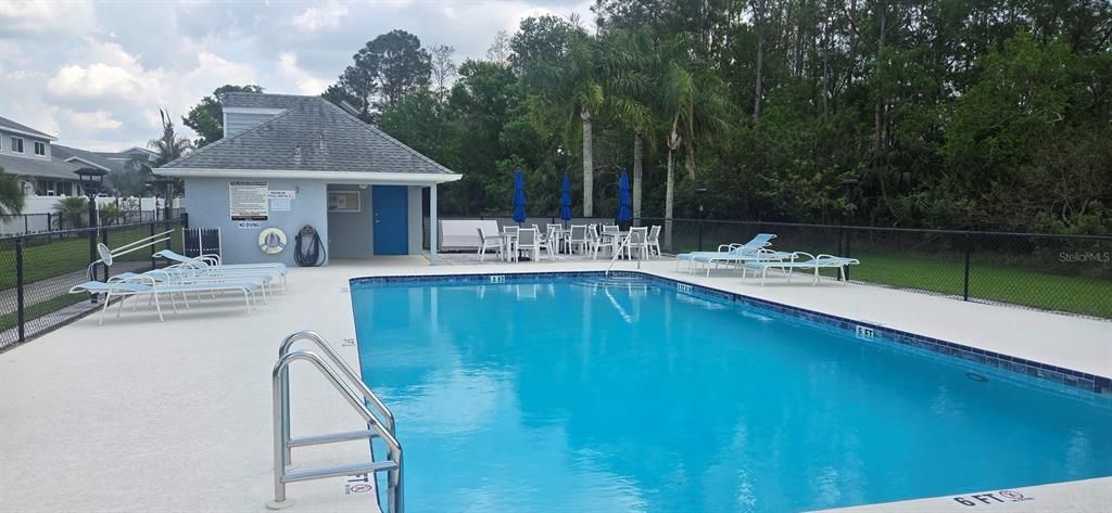 На продажу: $314,900 (2 спален, 2 ванн, 1207 Квадратных фут)